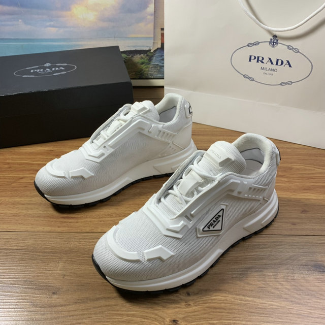 men prada shoes-039